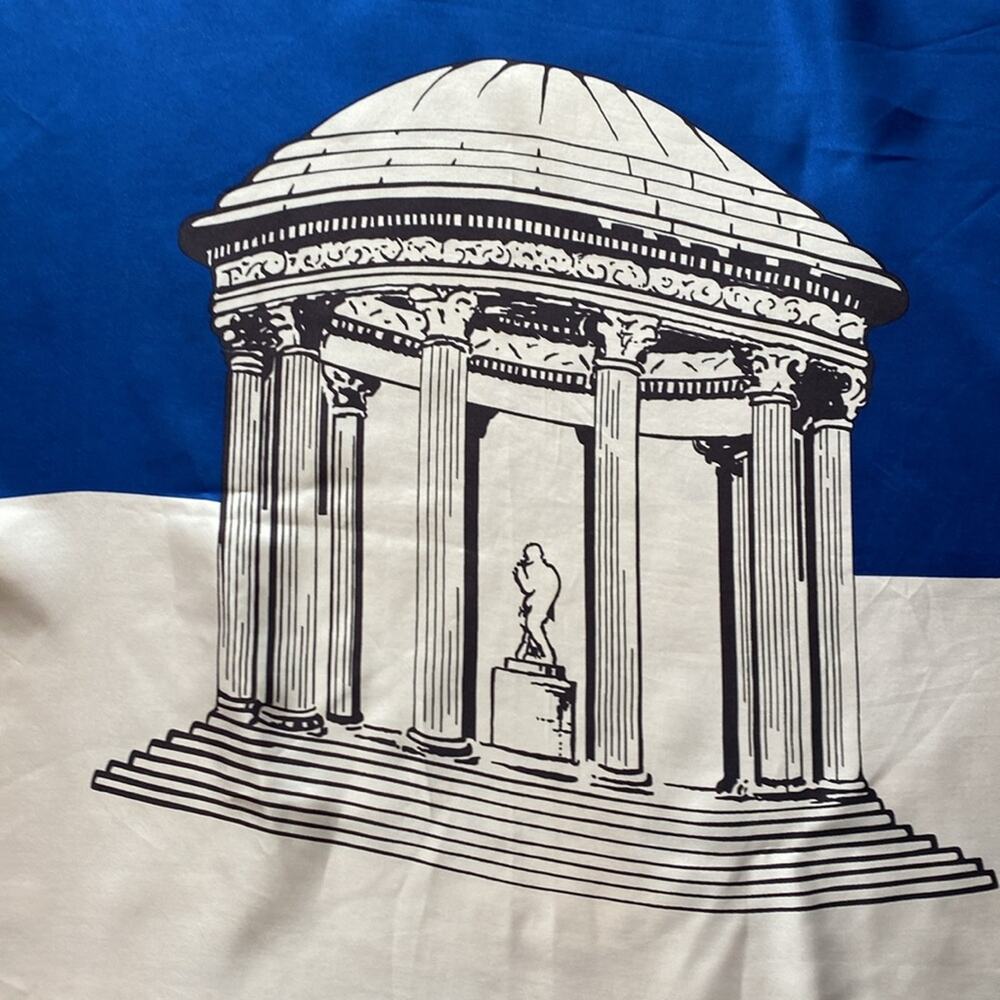 Vintage Trianon Paris square silk scarf - Picture 2 of 5